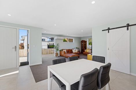 Photo of property in 814b Papamoa Beach Road, Papamoa Beach, Papamoa, 3118