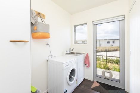 Photo of property in 11 Northcoast Place, Mangawhai Heads, Mangawhai, 0505