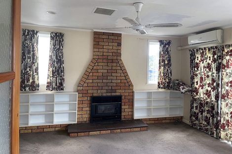 Photo of property in 27 Stottholm Road, Titirangi, Auckland, 0604