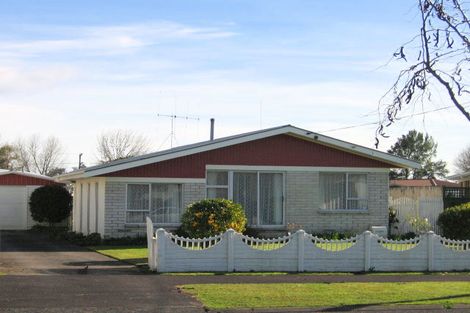 Photo of property in 47 Garden Heights Avenue, Glenview, Hamilton, 3206