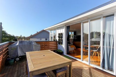 Photo of property in 12 Marton Place, Marfell, New Plymouth, 4310