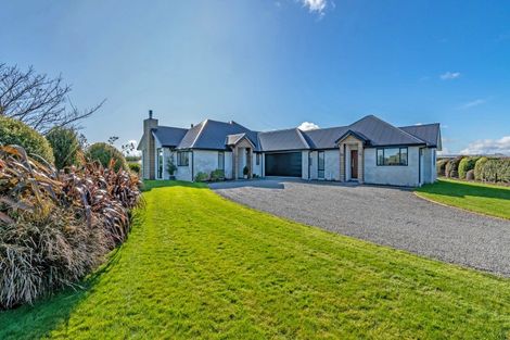 Photo of property in 14 Landsborough Drive, Darfield, 7571