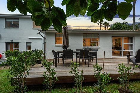 Photo of property in 3/4 Frater Avenue, Milford, Auckland, 0620