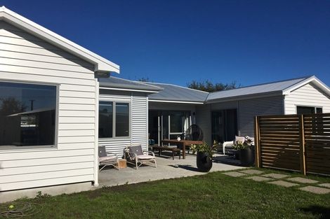 Photo of property in 12c Broadway Street, Martinborough, 5711