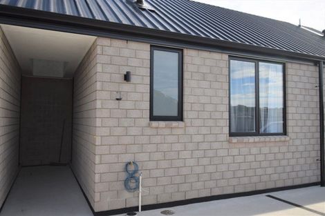 Photo of property in 1e Dey Street, Mosgiel, 9024