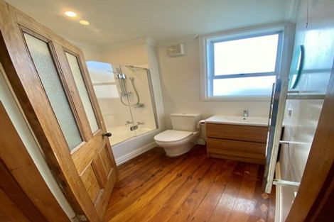 Photo of property in 19 Stanley Street, Kenmure, Dunedin, 9011