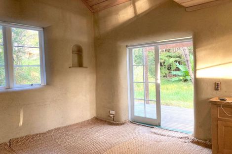 Photo of property in 197 Parker Road, Oratia, Auckland, 0604