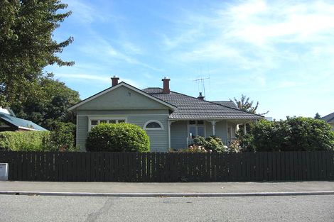 Photo of property in 102 Avenue Road, West End, Timaru, 7910