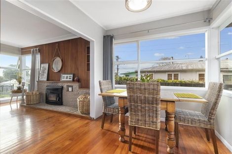Photo of property in 82 Glengarry Road, Glen Eden, Auckland, 0602