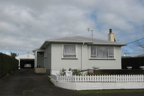 Photo of property in 133 Broadway, Waitara, 4320