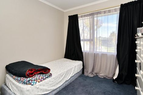 Photo of property in 5 Eders Road, Woodend, 7610