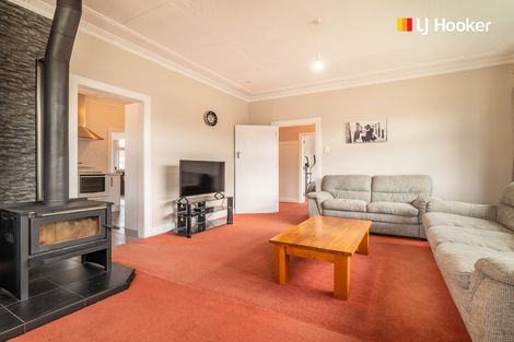 Photo of property in 192 Main Road South, Green Island, Dunedin, 9018