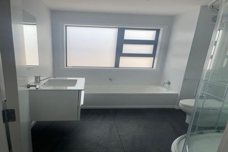 Photo of property in 128b Randwick Road, Moera, Lower Hutt, 5010