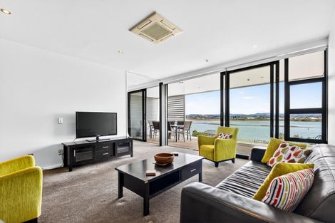 Photo of property in 407/7 Humber Street, Pandora, Napier, 4110