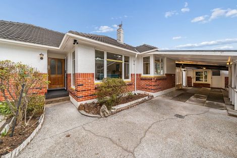 Photo of property in 6 Hall Grove, Ebdentown, Upper Hutt, 5018