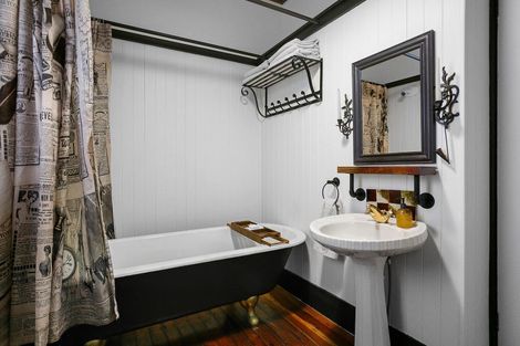 Photo of property in 169 Victoria Street, Cambridge, 3434