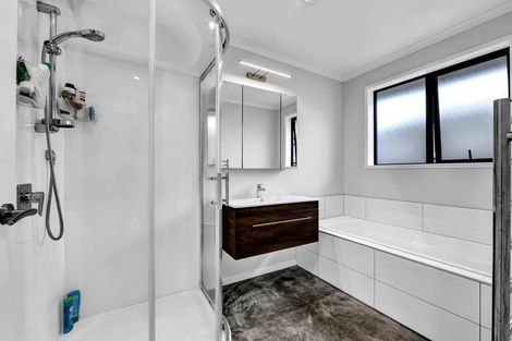 Photo of property in 24 Papawhero Drive, Bell Block, New Plymouth, 4312