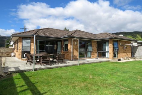 Photo of property in 72 Crampton Road, Reefton, 7830