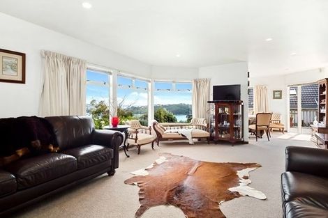 Photo of property in 9 Dornoch Place, Papakowhai, Porirua, 5024