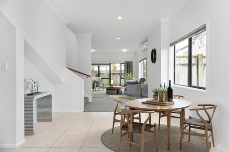 Photo of property in 15 Skip Lane, East Tamaki, Auckland, 2013