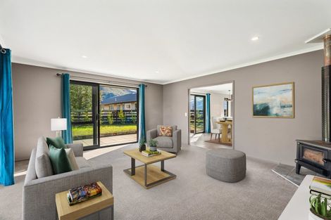 Photo of property in 10 Lakefield Close, Kingston, Athol, 9793