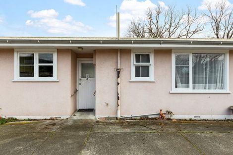 Photo of property in 2/122 Victoria Avenue, Hokowhitu, Palmerston North, 4410