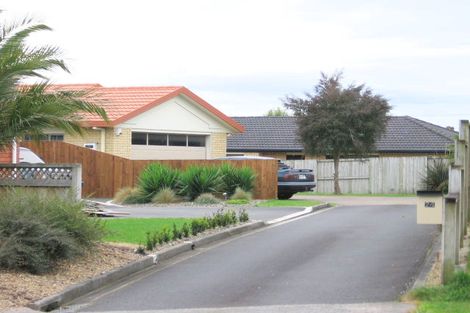 Photo of property in 24 Waiwherowhero Drive, St Andrews, Hamilton, 3200