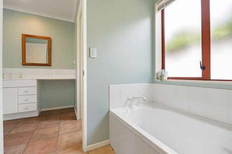 Photo of property in 6 Bronte Place, Leamington, Cambridge, 3432