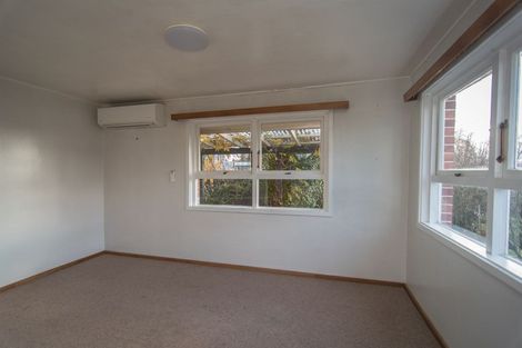 Photo of property in 2 North Street, Winchester, 7985