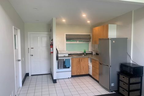 Photo of property in Parkland Flats, 17/51 Adams Terrace, Kelburn, Wellington, 6021