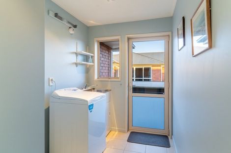 Photo of property in 100 Park Street, Winton, 9720