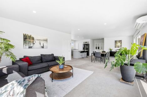 Photo of property in 9 Greenan Place, Doyleston, 7683