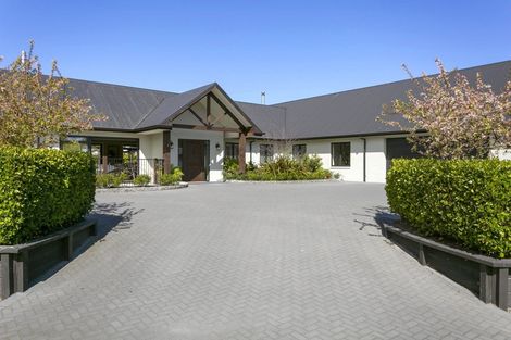 Photo of property in 1 Flaxen Way, Kinloch, Taupo, 3377