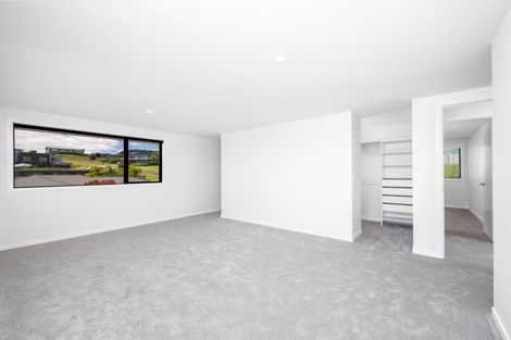 Photo of property in 77 Stratford Drive, Cable Bay, 0420