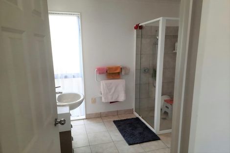 Photo of property in 28 Halyard Loop, Haruru, 0204