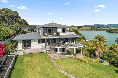 Photo of property in 21 Kanuka Road, Sandspit, Warkworth, 0982