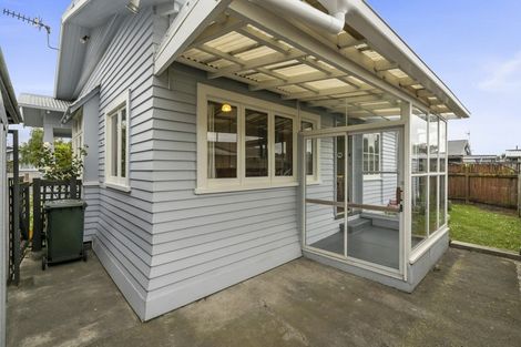 Photo of property in 30 Miro Street, Takaro, Palmerston North, 4410