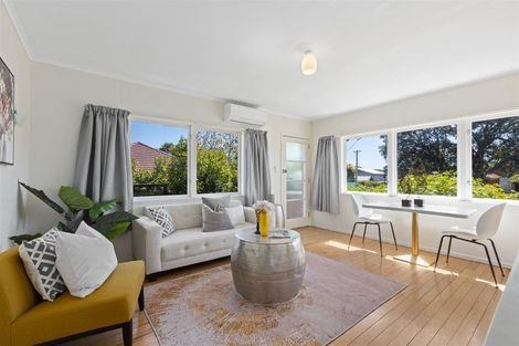 Photo of property in 1/134 Onewa Road, Northcote, Auckland, 0627