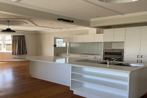 Photo of property in 330b Carrington Street, Vogeltown, New Plymouth, 4310