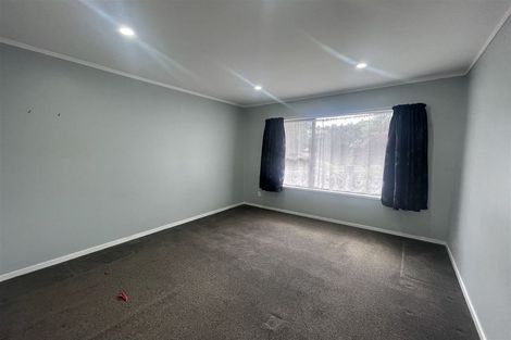 Photo of property in 1/1 Ribblesdale Road, Henderson, Auckland, 0612