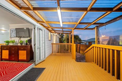 Photo of property in 2/8 Martha Lane, Weymouth, Auckland, 2103