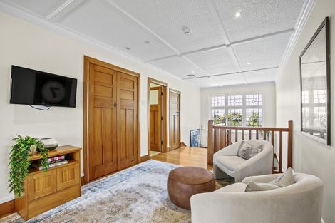 Photo of property in 14 Glen Almond Street, New Plymouth, 4310