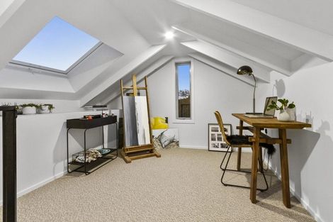 Photo of property in 2/43 Princes Street, Northcote Point, Auckland, 0627