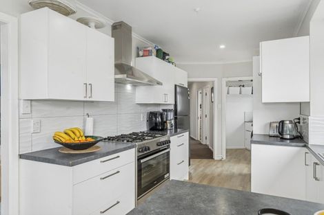 Photo of property in 10 Clouston Crescent, Fenton Park, Rotorua, 3010