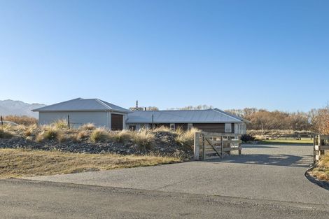 Photo of property in 2 Boundary Terrace, Twizel, 7999