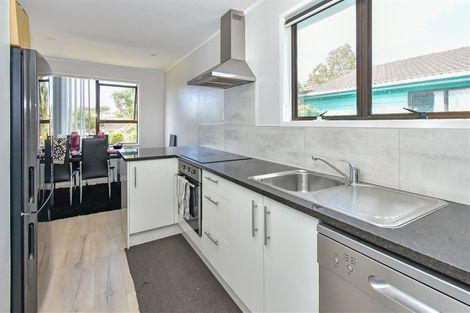 Photo of property in 18 Taitimu Drive, Weymouth, Auckland, 2103
