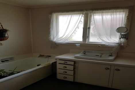 Photo of property in 16 Sealy Street, Highfield, Timaru, 7910