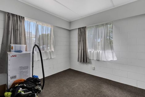 Photo of property in 4 Douglas Street, Hawera, 4610