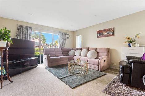 Photo of property in 13 Wawatai Drive, Karaka, Papakura, 2113