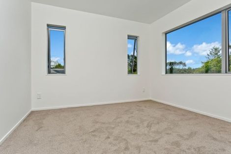 Photo of property in 62e Verran Road, Birkdale, Auckland, 0626